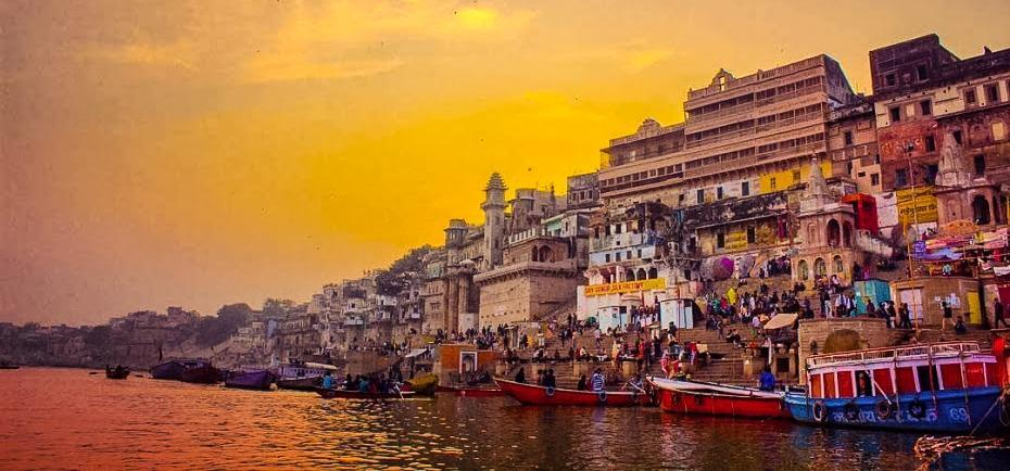 Varanasi Tour – River View 